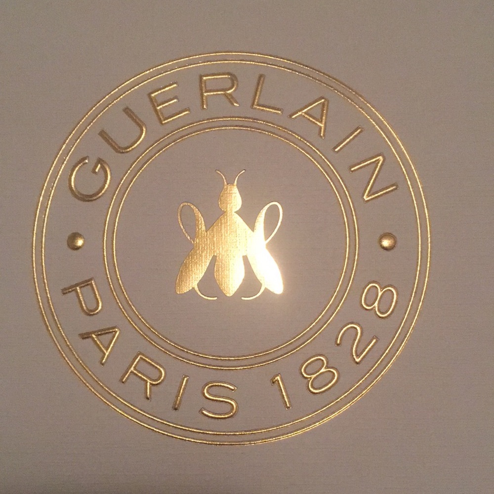 🔥AUTHENTIC🔥 GUERLAIN PARIS 1828 Gift Paper Bag 15-1/4” x 11-3/4” x 4-3/4”